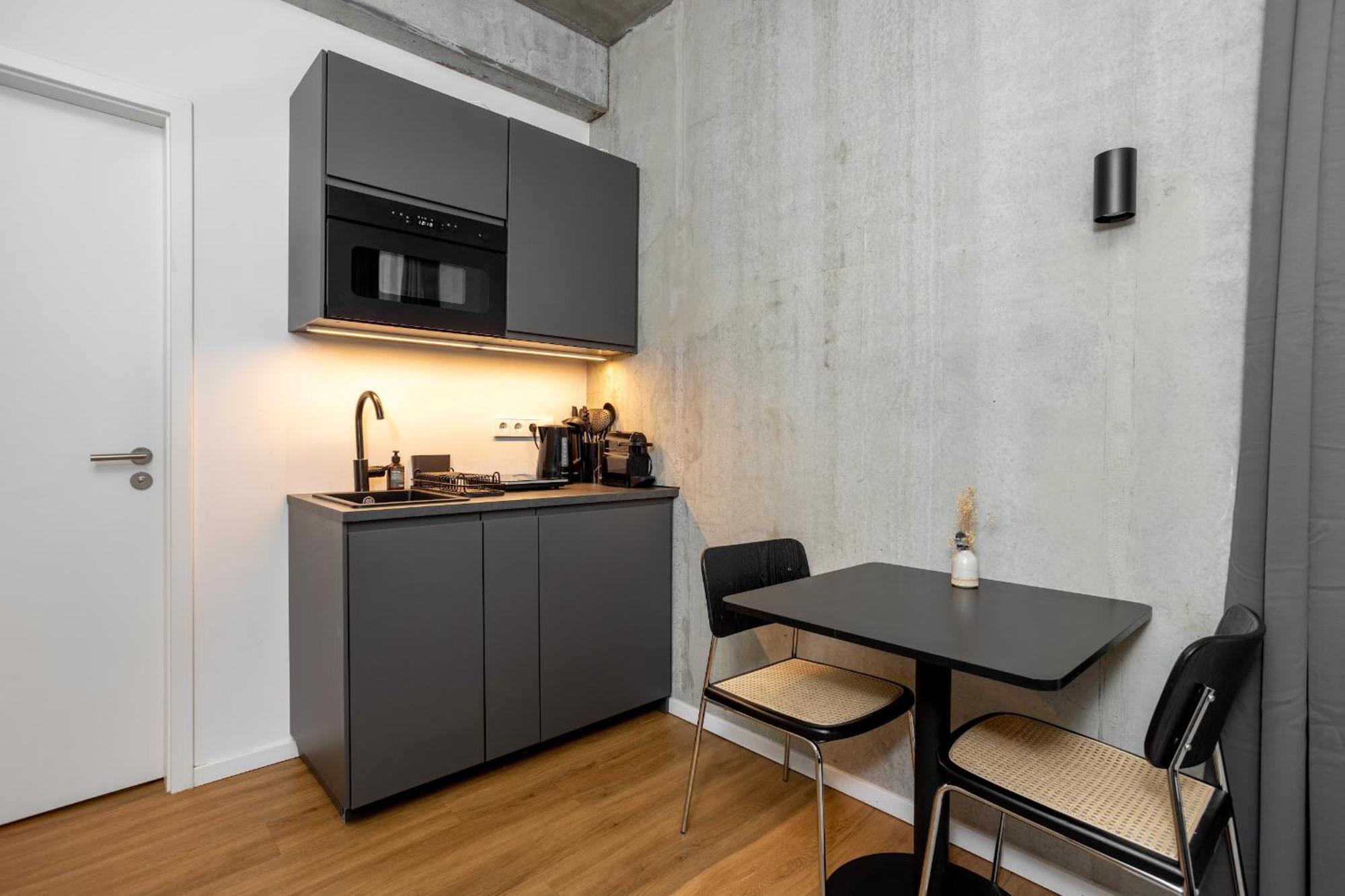 Studio Apartment