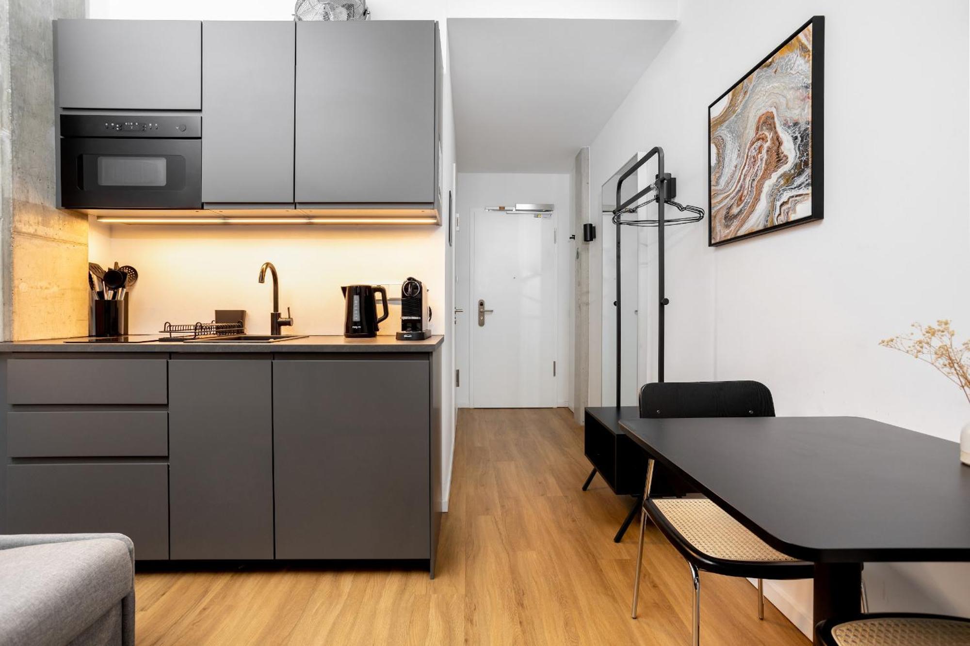 Studio Apartment